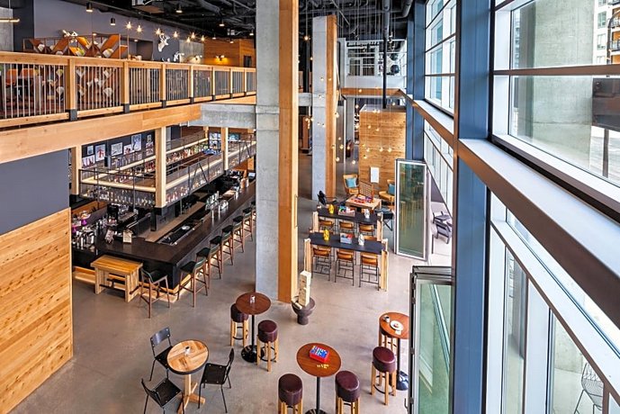 Moxy Minneapolis Downtown