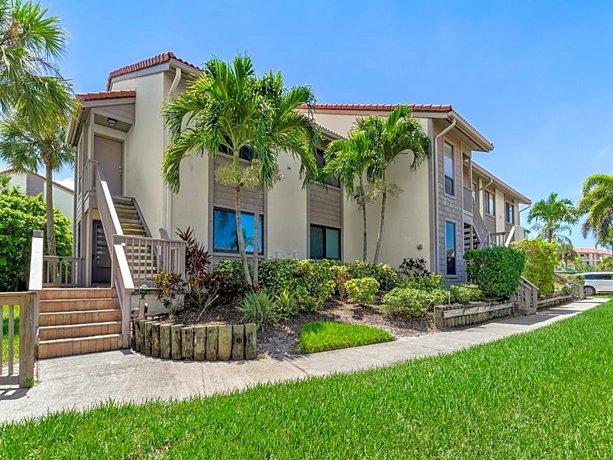 Siesta Dunes Beach 201