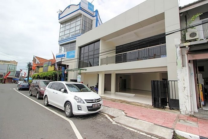 RedDoorz near Malioboro Mall 2