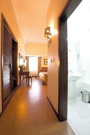 African Regent Hotel