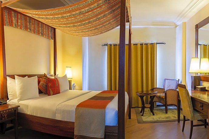 African Regent Hotel