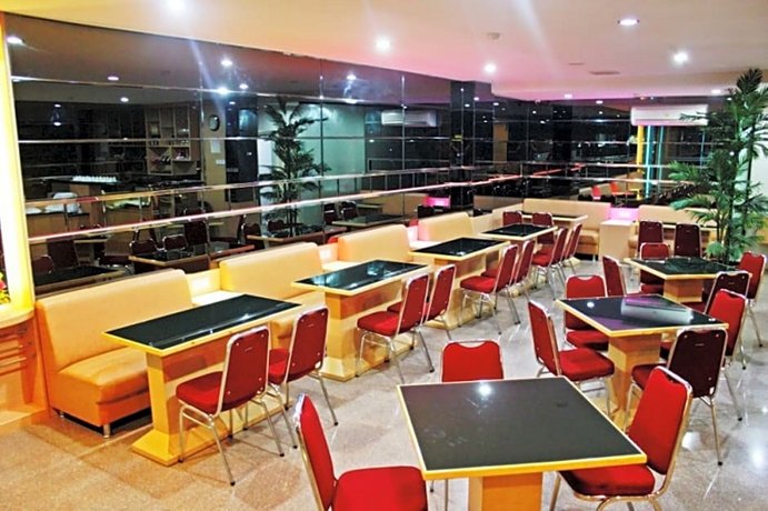 Lovina Inn Penuin