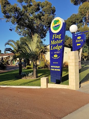 Flag Motor Lodge