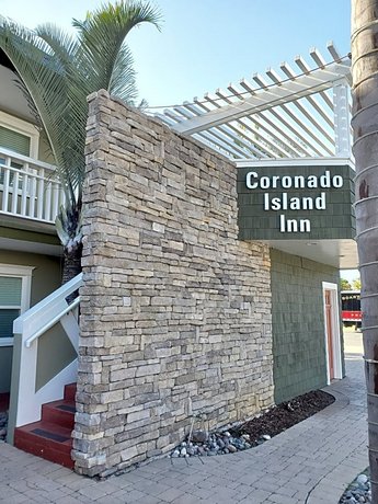 Coronado Island Inn