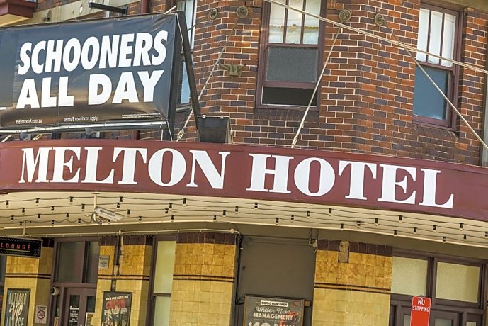 Melton Hotel Auburn