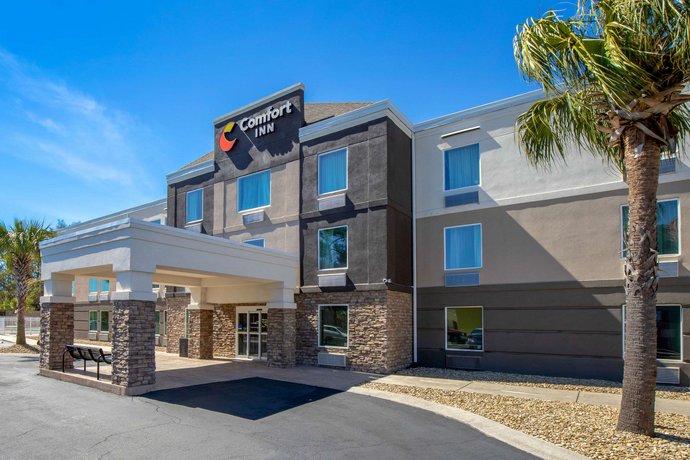 Comfort Inn near Barefoot Landing