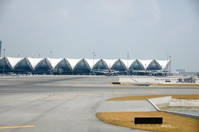 Baan Mae Suvarnabhumi Airport