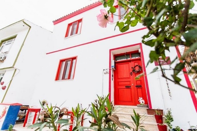 Alaybey Ada Evi