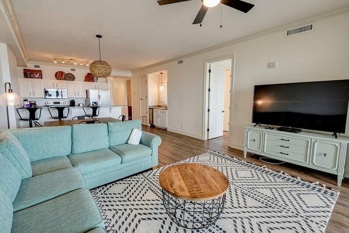 Grand Point 613