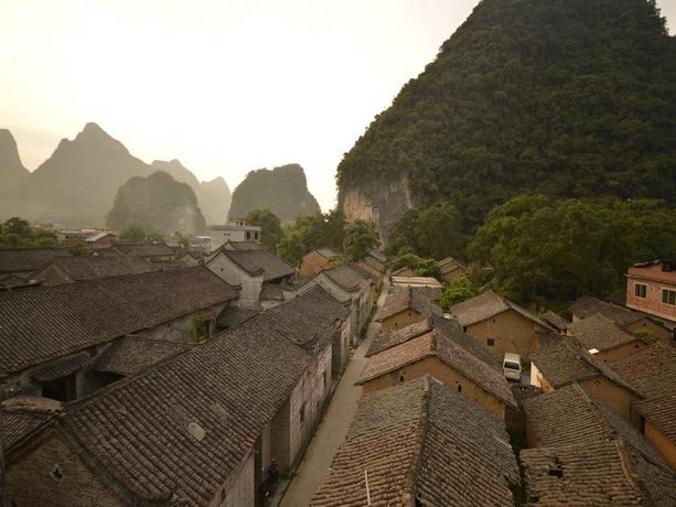 Old Manor House Yangshuo Langzi Ancient Residential China thumbnail
