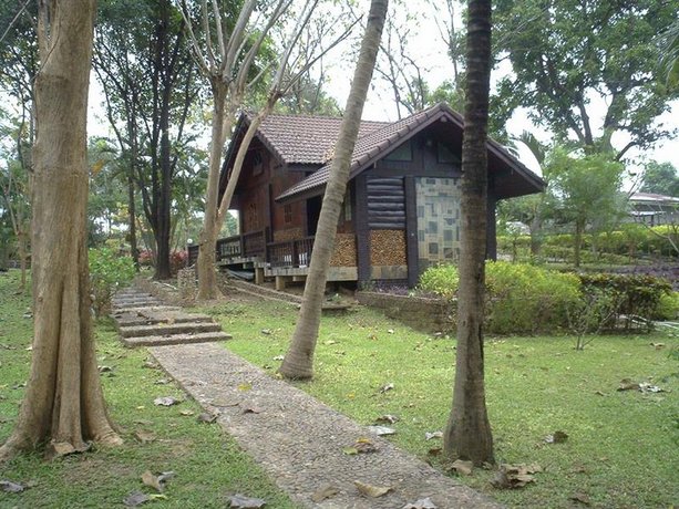 Ratmanee House