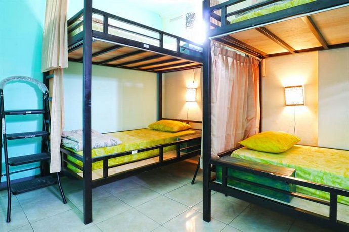 Downtown Monkey Forest Hostel
