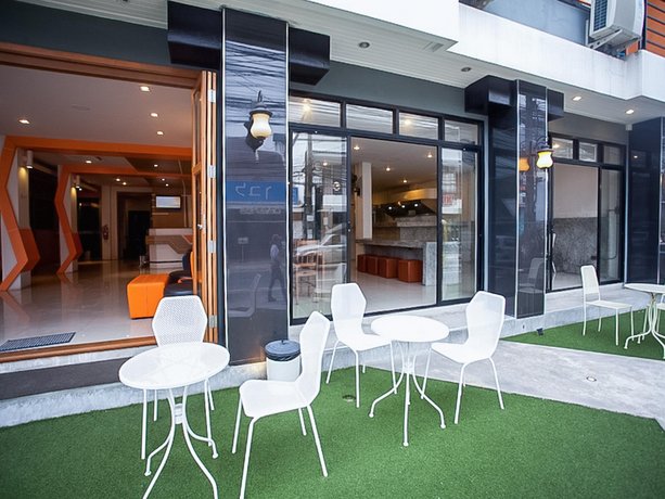 Studio Patong by iCheck inn
