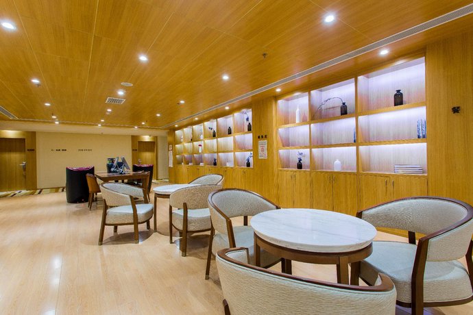 Starway Hotel Lanzhou Railway Station