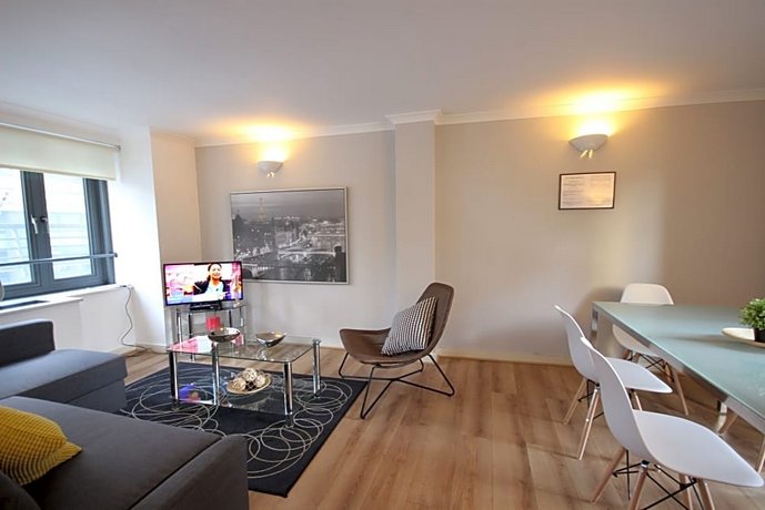 Liverpool St Apartment - City Stay London