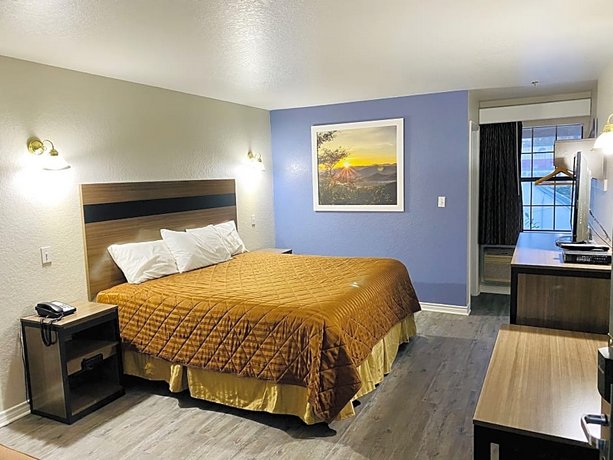 La Villita Inn