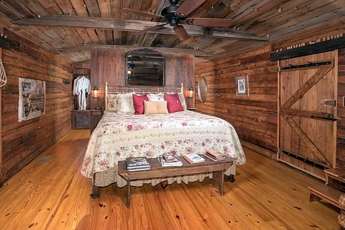 7F Lodge