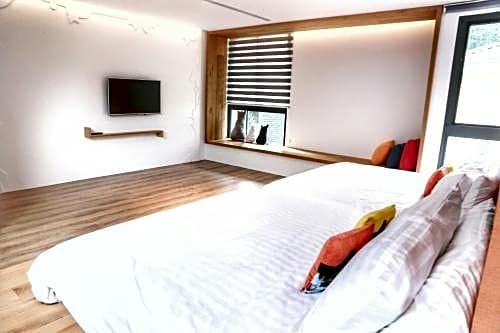 Doris Home Yuchi Township