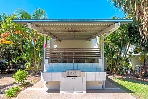 Photo: Whalecove Apartments Photo: Whalecove Apartments