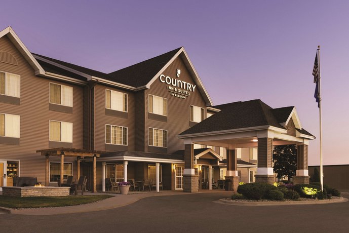 Country Inn & Suites by Radisson Albert Lea MN