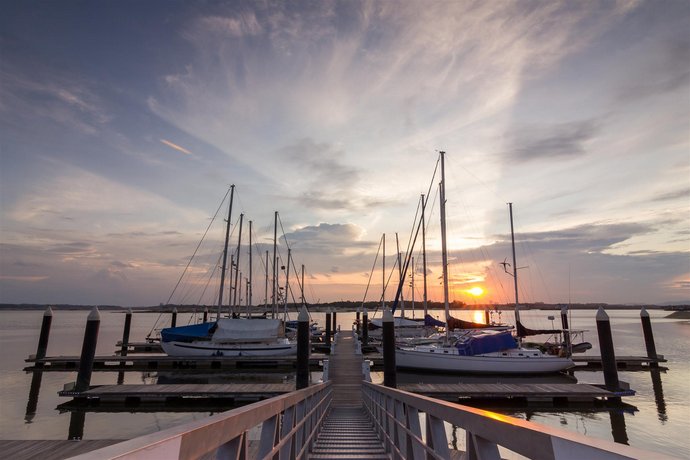 Tranquil Seaview @ Danga Bay
