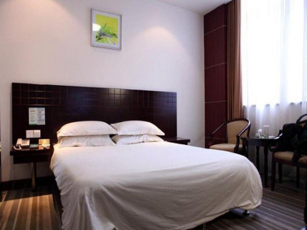 GreenTree Inn Shandong Qingdao Jiaozhou Sanlihe Park Express Hotel