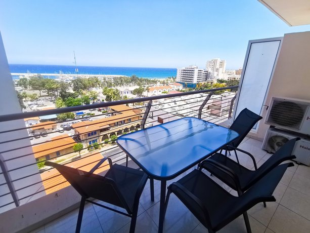Laila's Luxury Seaview Apartments