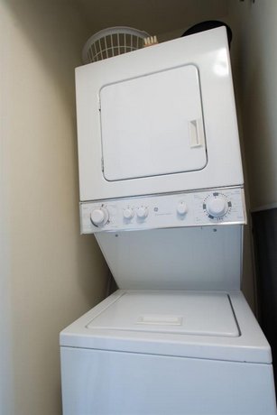 Oak Shores 128 - One Bedroom Apartment
