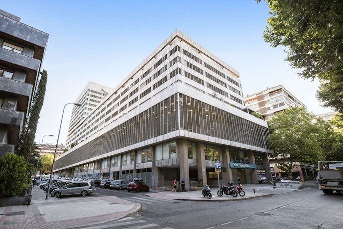 Pierre & Vacances Madrid Apartamentos Eurobuilding 2