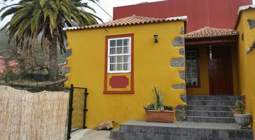 Casa Basilisa Capote