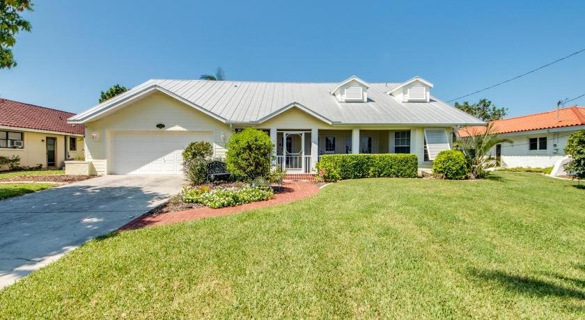 Villa Sunset Point Cape Coral