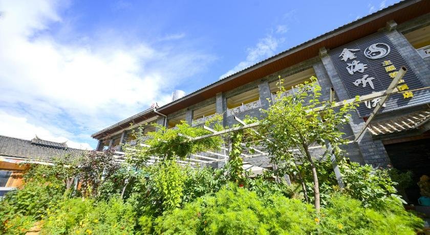 Lugu Lake Xinhai Tingtao Hotel