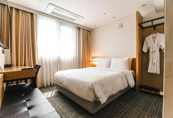 ON City Hotel