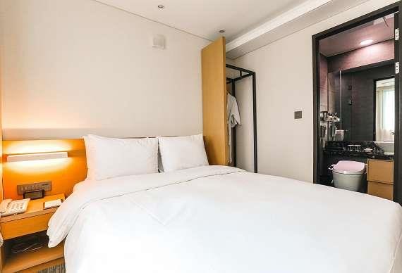 ON City Hotel