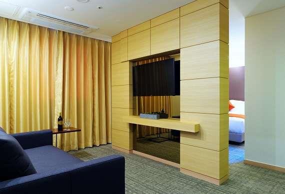 ON City Hotel