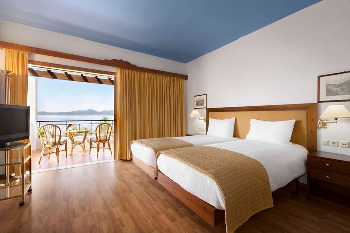 Ramada Loutraki Poseidon Resort