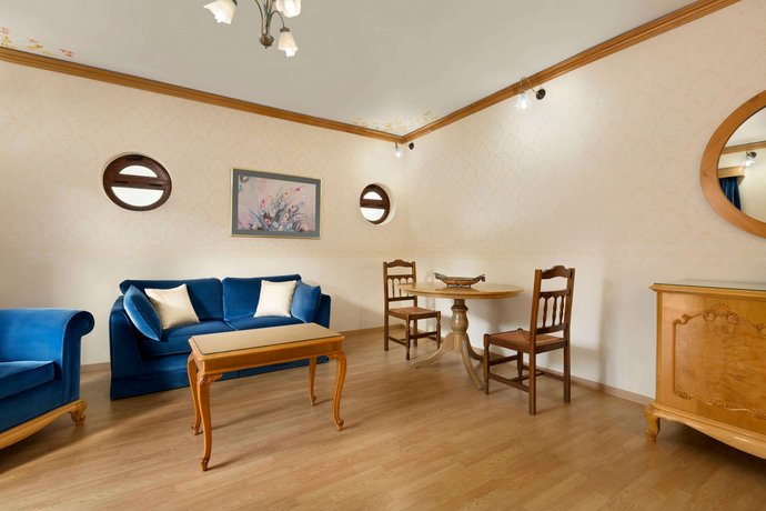 Ramada Loutraki Poseidon Resort