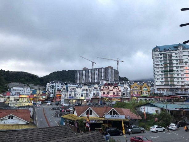 Hotel Chua Gin