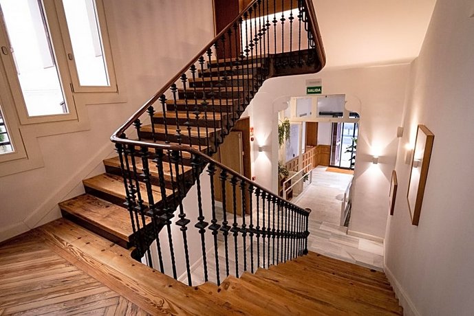 Plaza Mayor Suites & Apartments