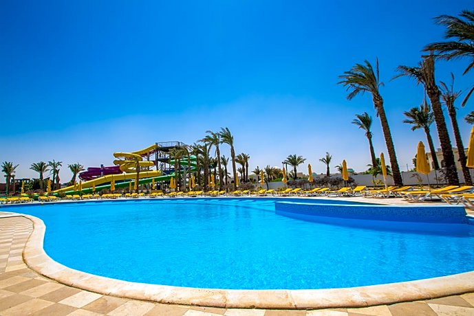 Golden 5 Emerald Resort
