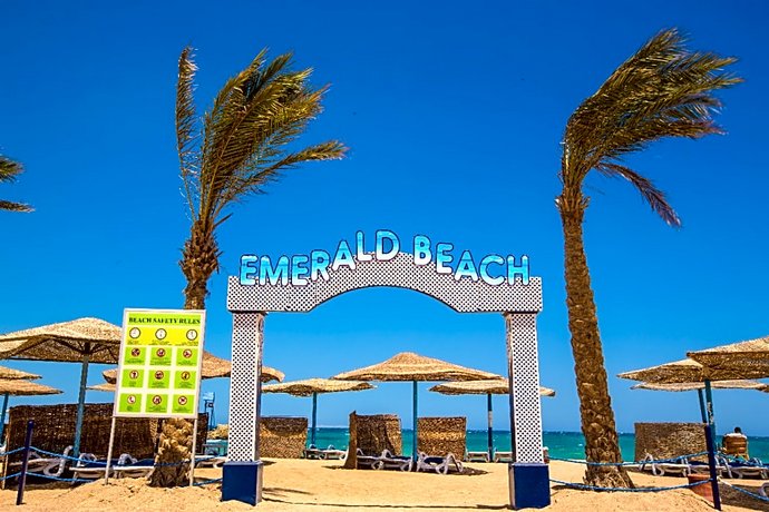 Golden 5 Emerald Resort