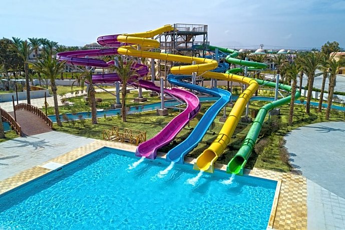 Golden 5 Emerald Resort