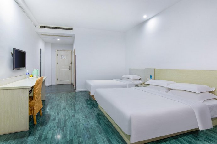 Home Inn Yancheng Wanghai West Road