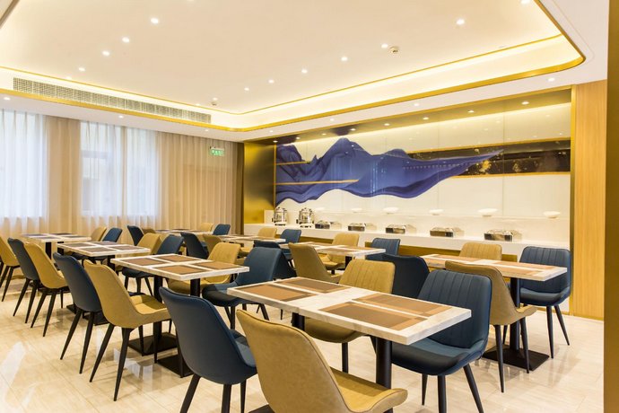 Hanting Express Baoding Dongfeng Middle Road