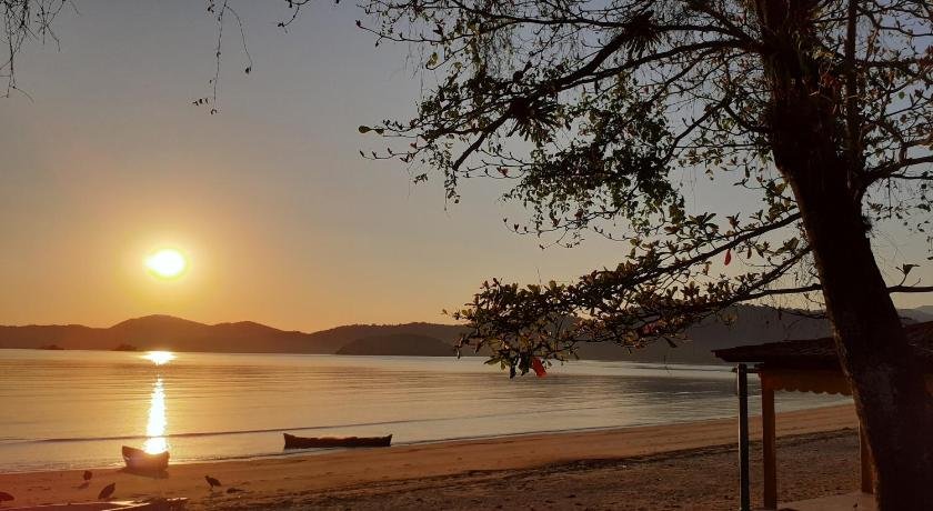 Em frente a praia do Pontal