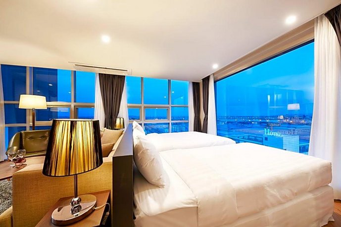 Ramada Encore by Wyndham Pyeongtaek