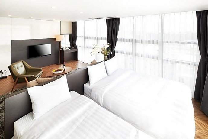 Ramada Encore by Wyndham Pyeongtaek