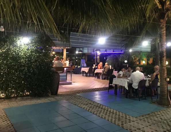 Harry's Hua Hin