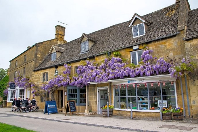 Crown and Trumpet Inn