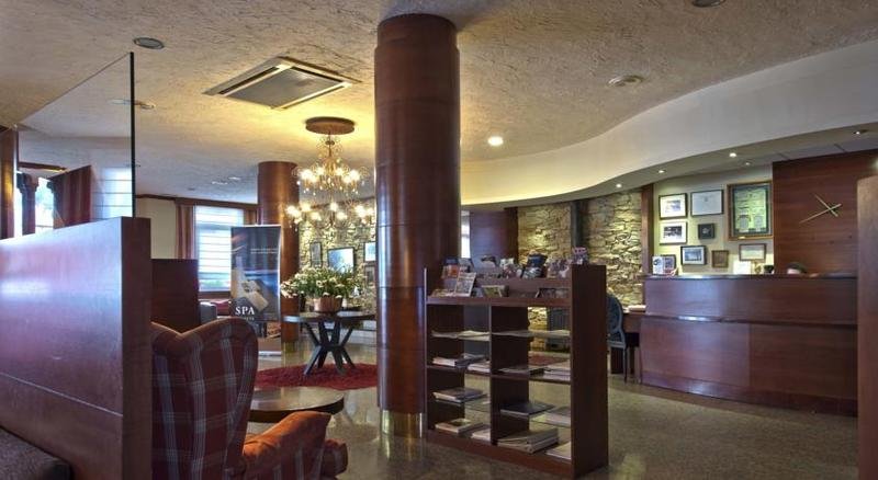 Hotel Restaurant Pessets & SPA